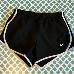 Nike Dri-Fit shorts size M